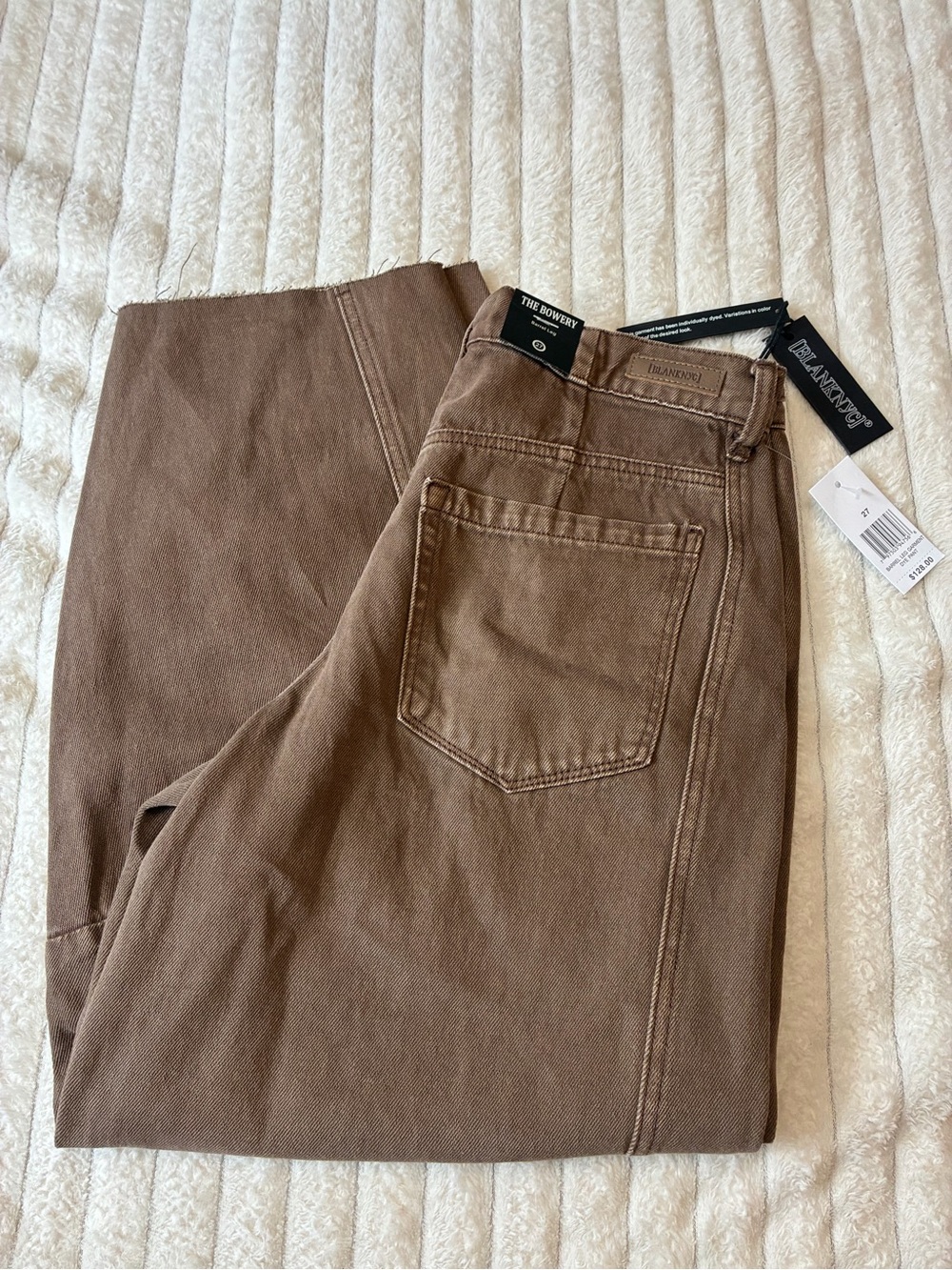 BLANKNYC Brown Barrel Leg Jeans Raw Hem Size 27 NWT $128